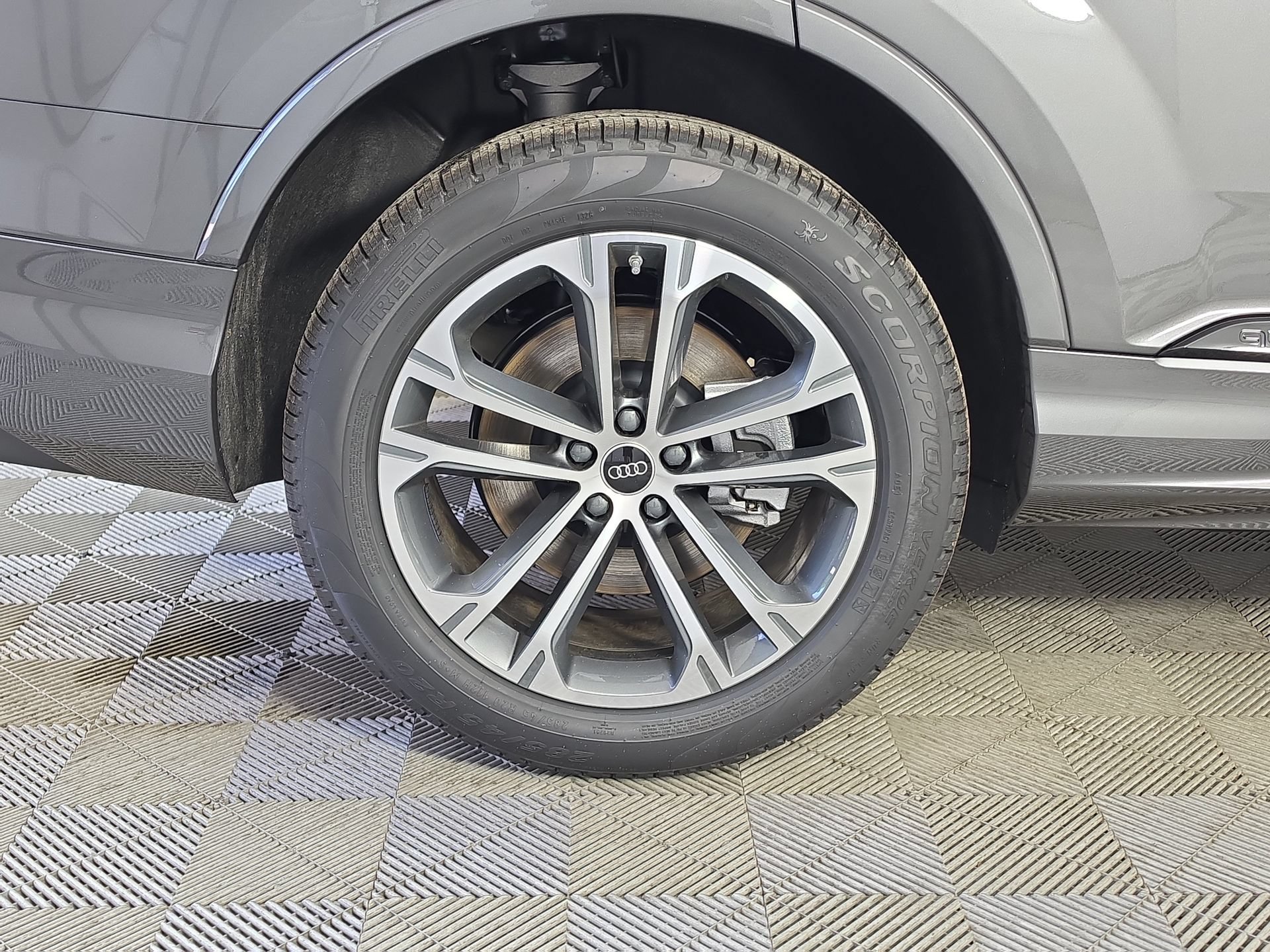 New 2026 Audi Q7 2.0T Premium AWD/4WD image 7