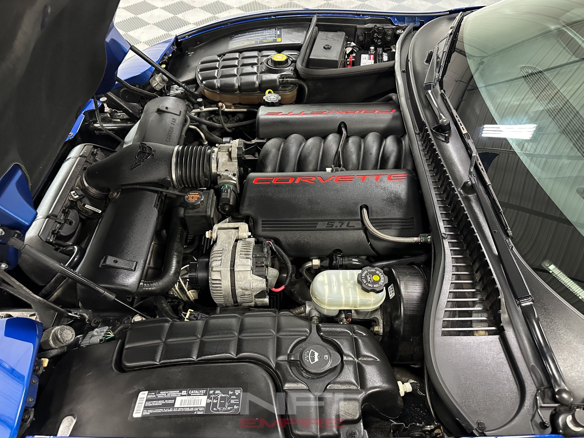 Used 2002 Chevrolet Corvette Coupe w/ Preferred Equipment Group2 RWD image 40