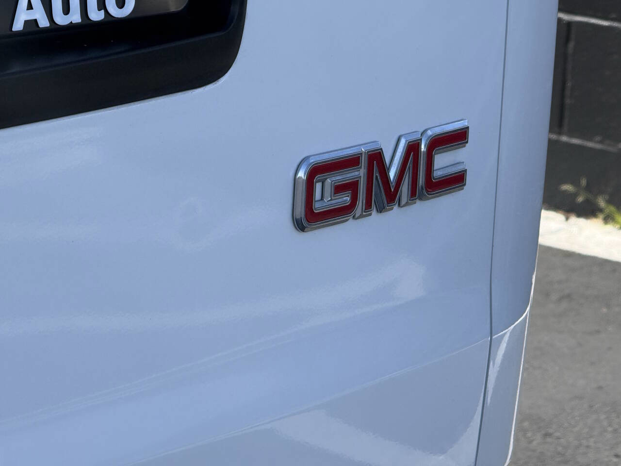 Used 2013 GMC Savana 2500 image 21