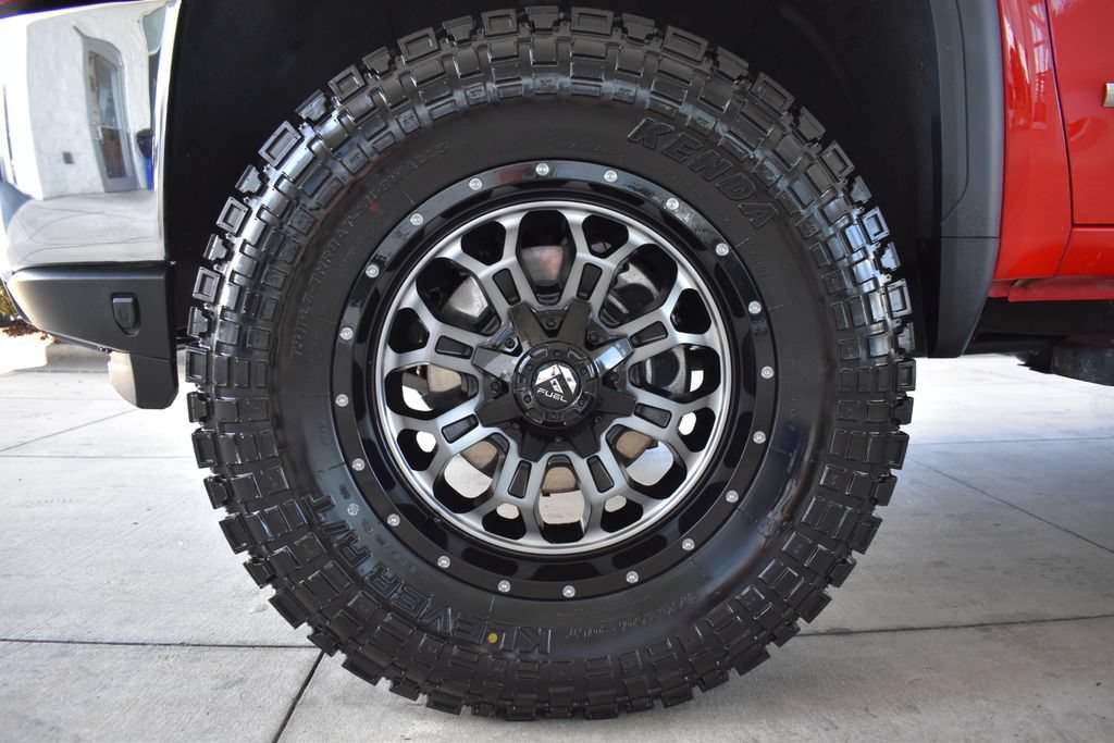 Used 2022 GMC Sierra 2500 SLT w/ SLT Premium Package AWD/4WD image 15