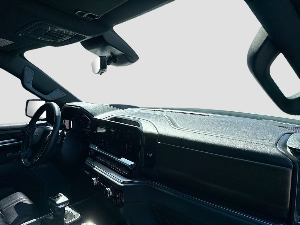 Used 2023 Chevrolet Silverado 1500 High Country w/ Technology Package image 26