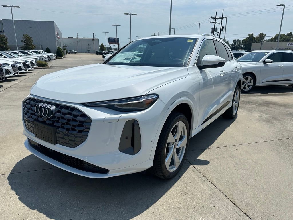 New 2025 Audi Q5 Premium Plus