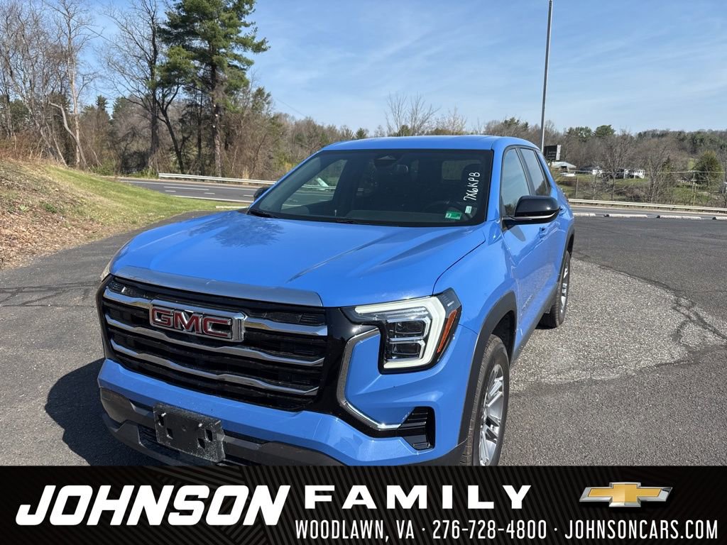 Used 2026 GMC Terrain Elevation image 3