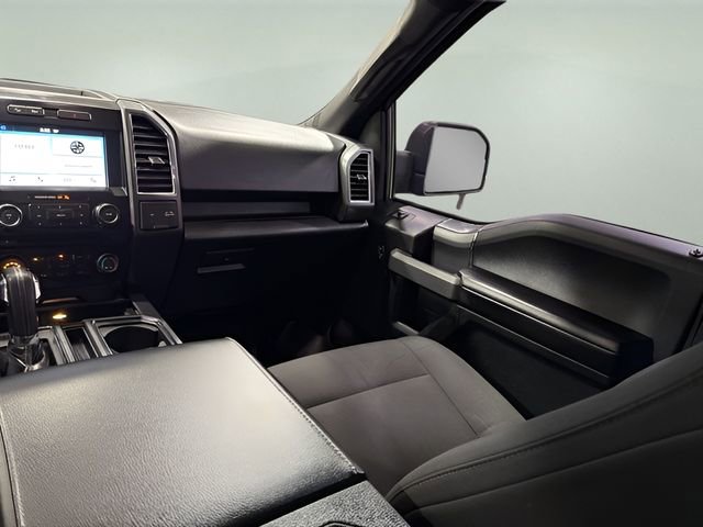 Used 2016 Ford F150 XLT w/ Equipment Group 302A Luxury image 17