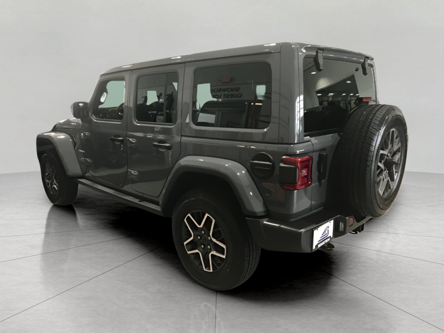 Used 2024 Jeep Wrangler Unlimited Sahara w/ Technology Group AWD/4WD image 24