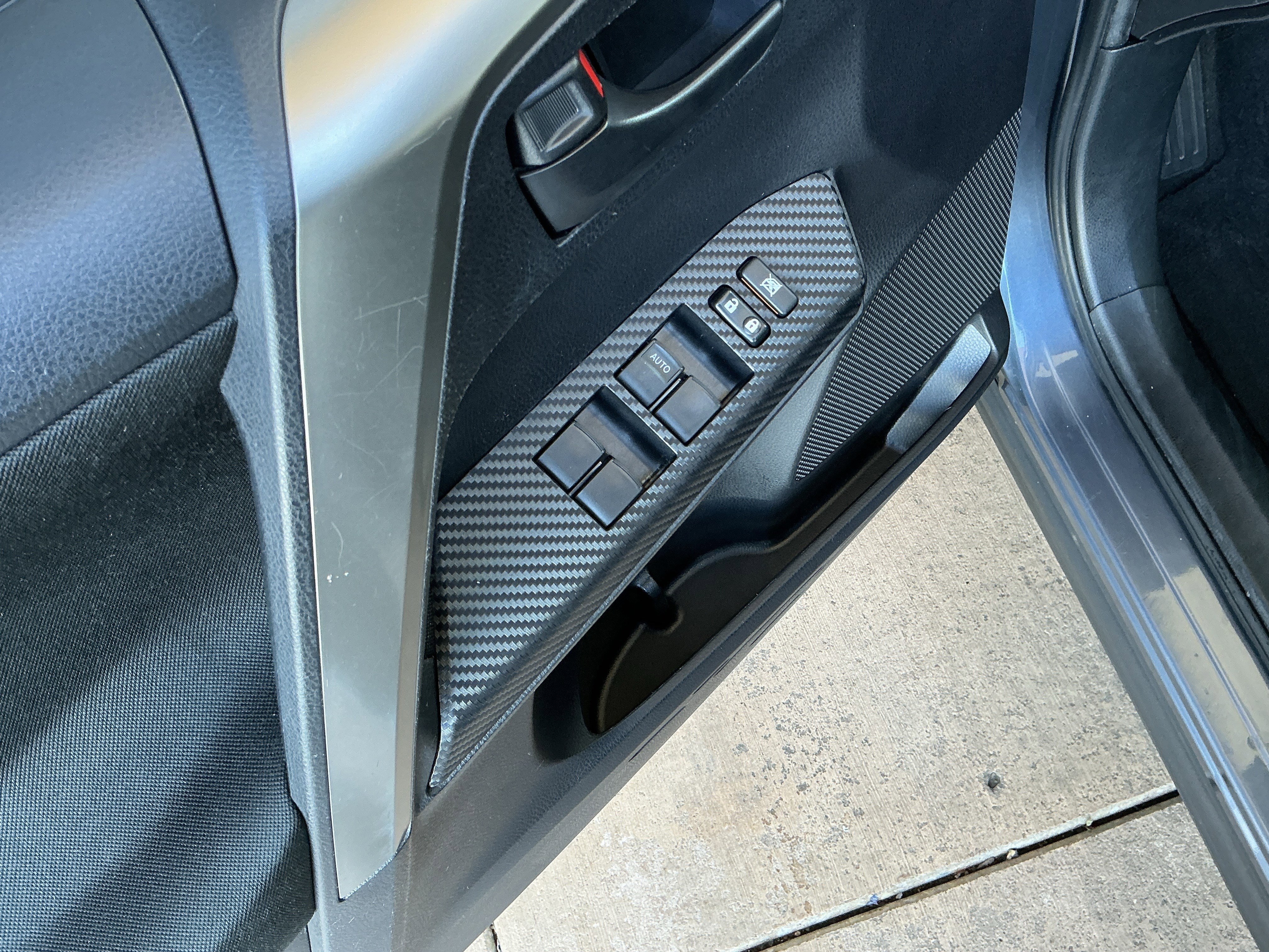 Used 2014 Toyota RAV4 LE image 15