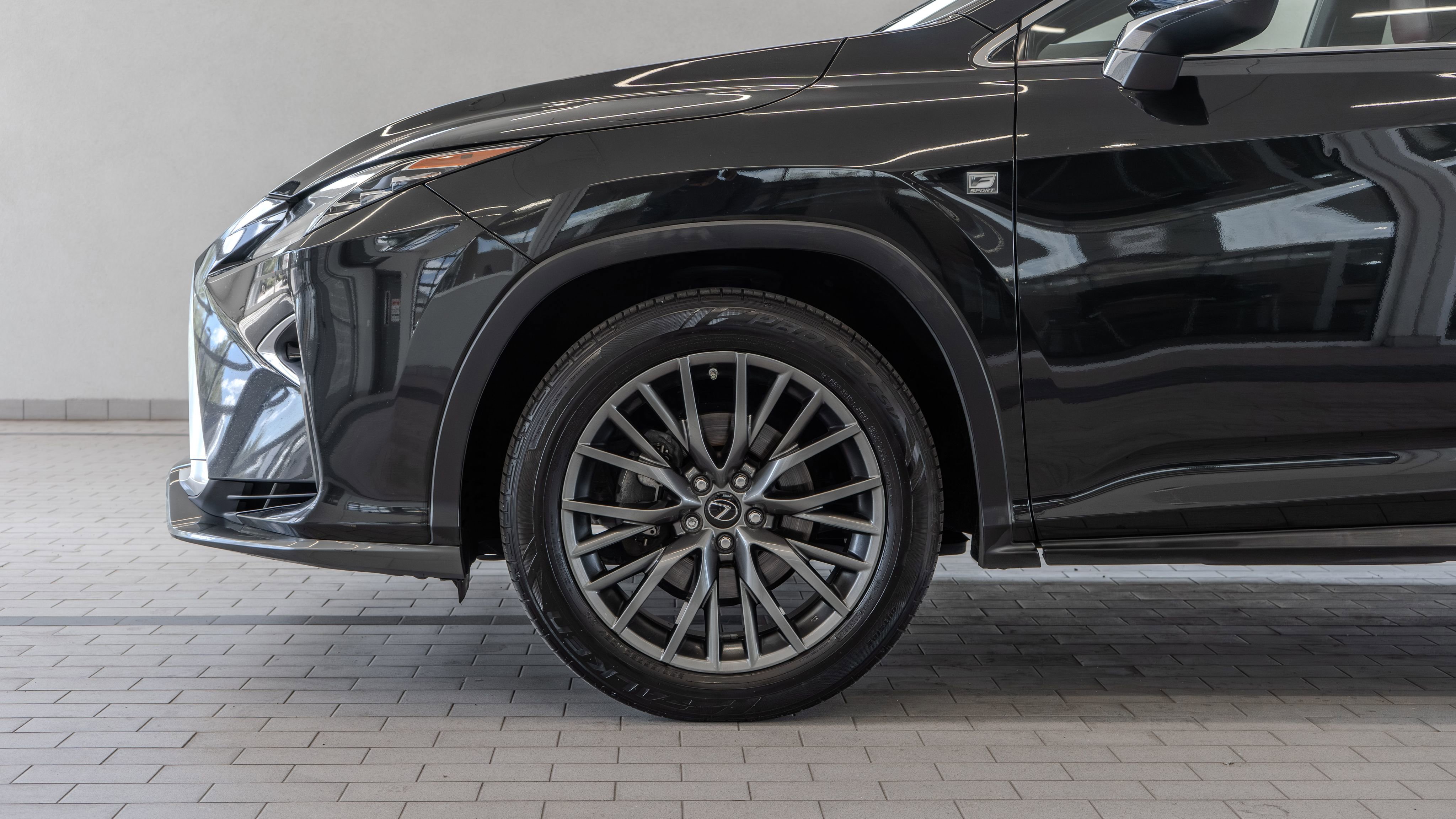 Used 2017 Lexus RX 350 F Sport w/ Accessory Package AWD/4WD image 4