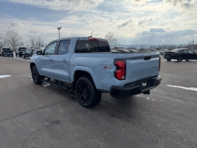 Used 2025 Chevrolet Colorado Z71 w/ Technology Package image 3