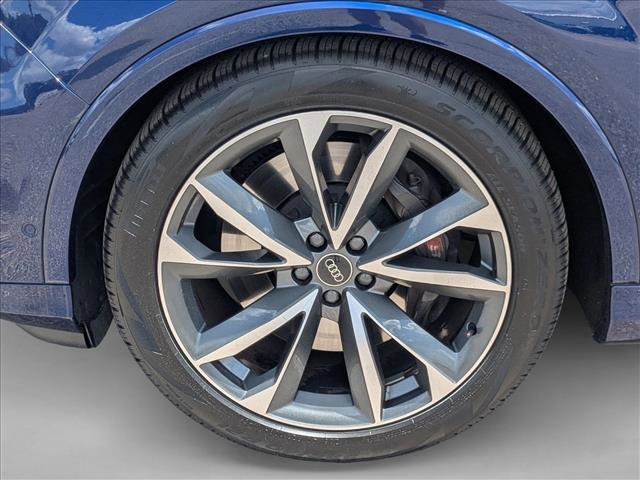 Used 2021 Audi SQ7 Premium Plus w/ Driver Assistance Package AWD/4WD image 23