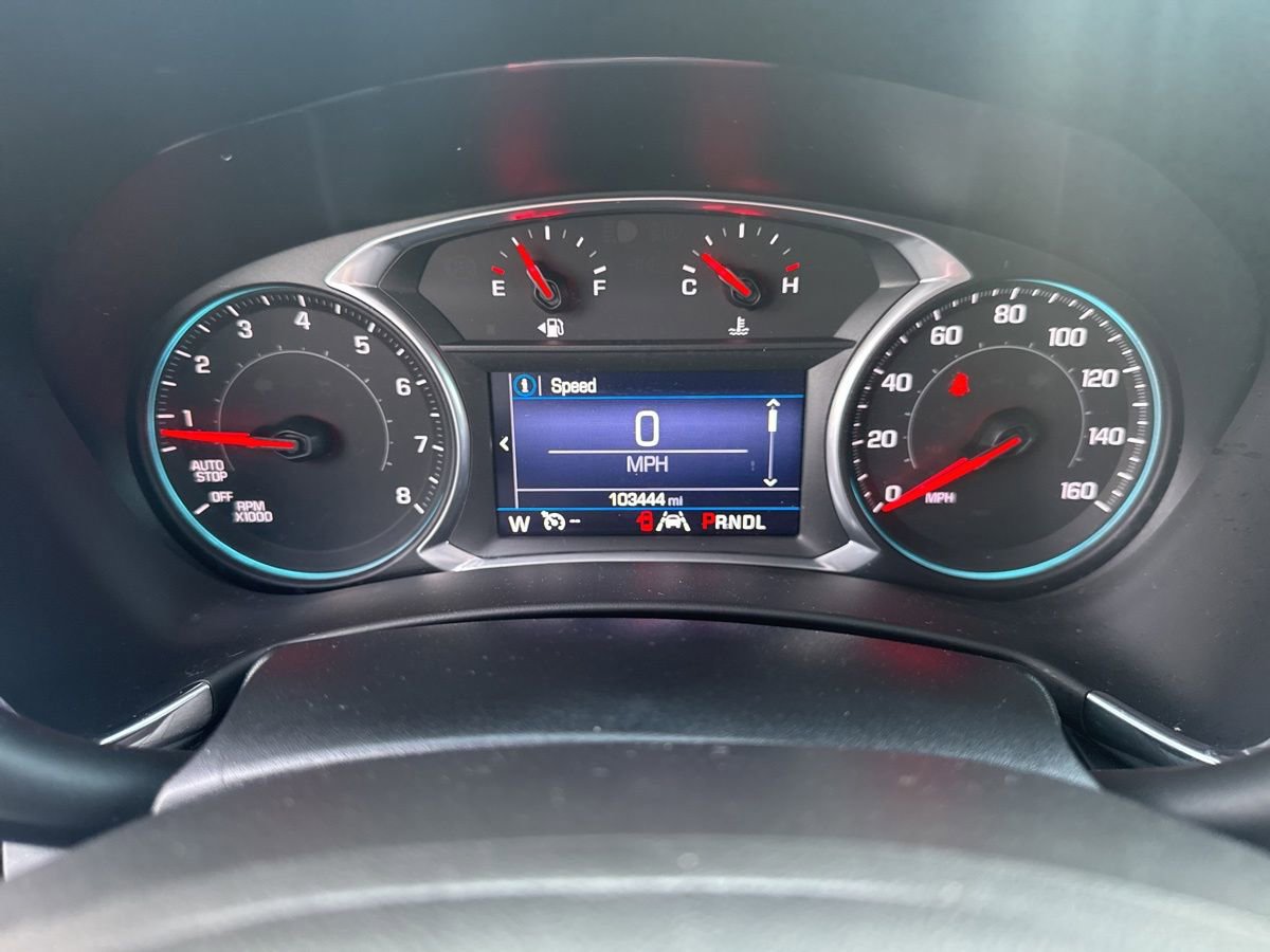 Used 2020 Chevrolet Equinox LT FWD image 23