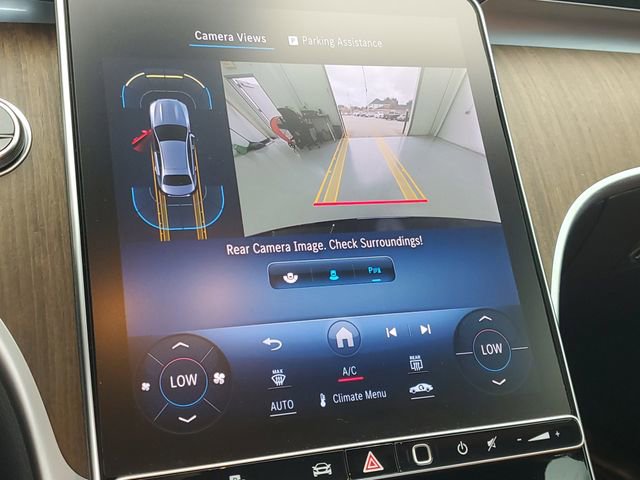 Used 2024 Mercedes-Benz C 300 Sedan image 28