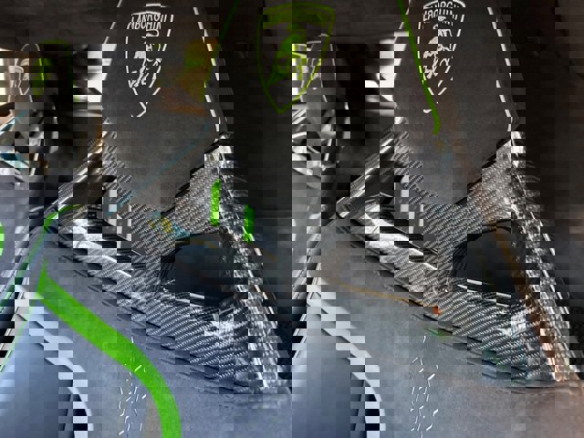 Used 2023 Lamborghini Huracan Tecnica image 27