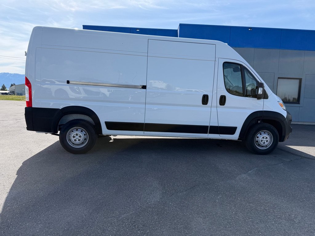 Used 2023 RAM ProMaster 2500 FWD image 5