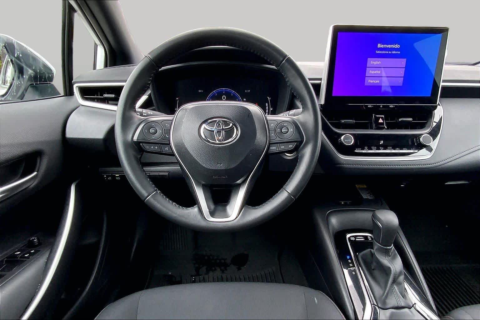 Certified 2025 Toyota Corolla SE w/ SE Premium Package FWD image 5