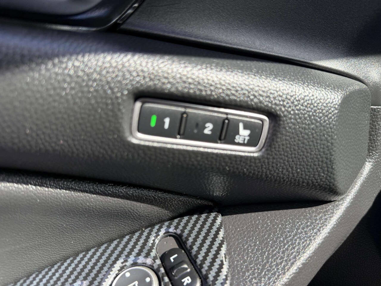 Used 2021 Honda Accord EX-L image 29