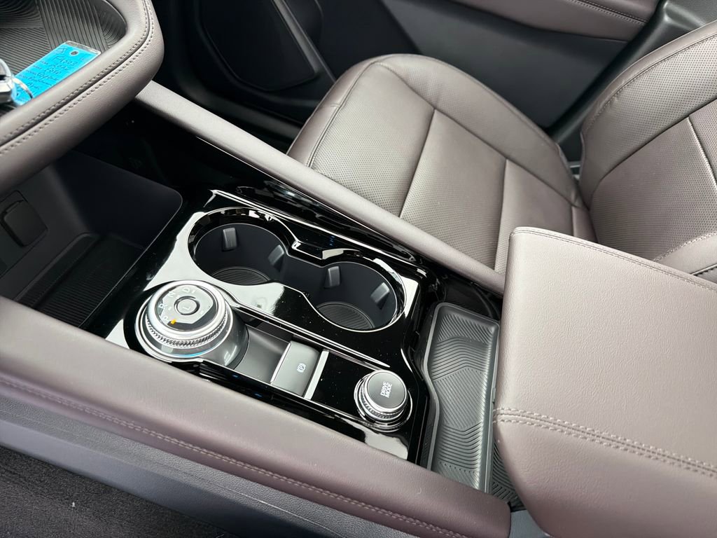 New 2026 Ford Explorer Platinum AWD/4WD image 24