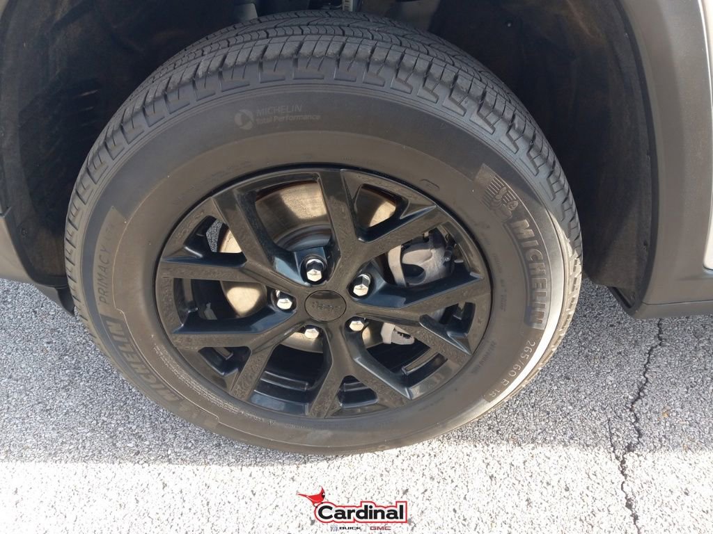 Used 2024 Jeep Grand Cherokee L Laredo image 16