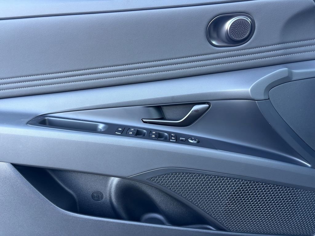 New 2026 Hyundai Elantra SEL Sport Premium image 13