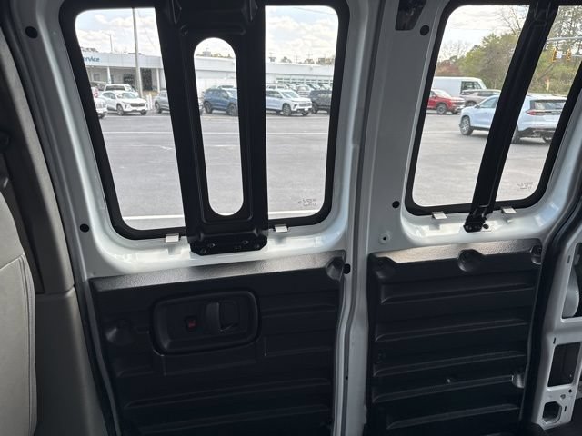New 2026 GMC Savana 3500 w/ Driver Convenience Package RWD image 19