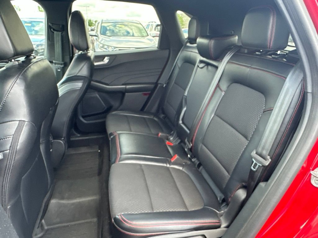 Used 2023 Ford Escape ST-Line w/ Tech Pack #1 AWD/4WD image 15