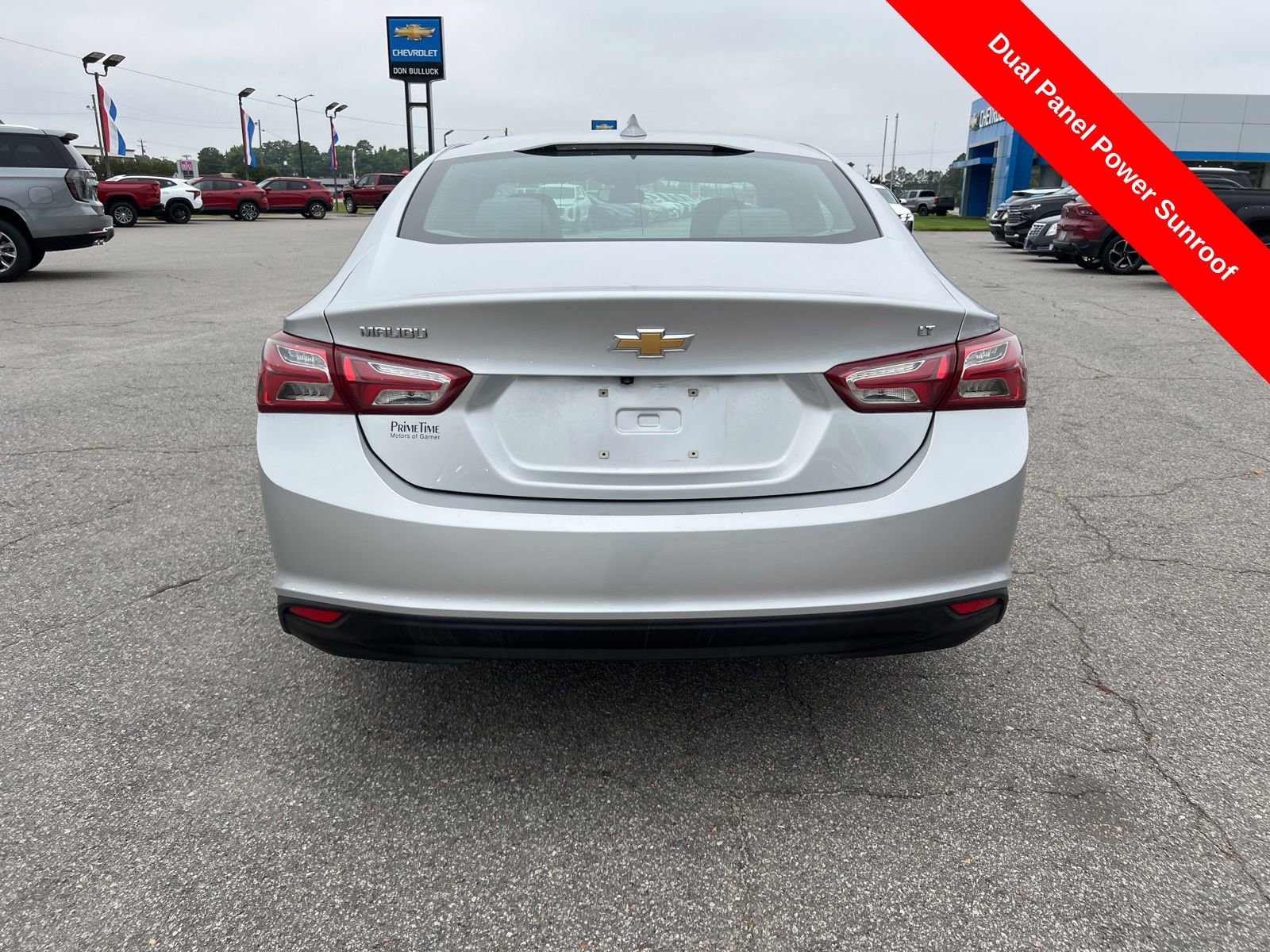 Used 2021 Chevrolet Malibu LT FWD image 4