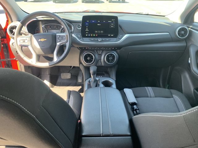 Certified 2024 Chevrolet Blazer LT w/ Convenience Package FWD image 19