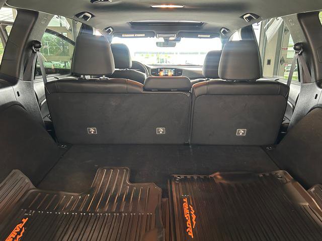 Certified 2023 Honda Passport TrailSport image 23