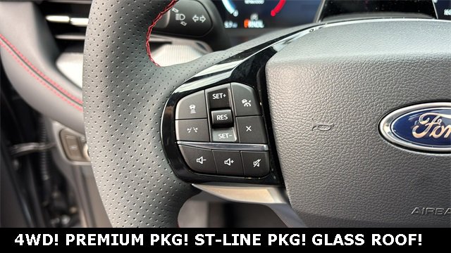 New 2026 Ford Explorer ST-Line w/ ST-Line Street Pack image 13