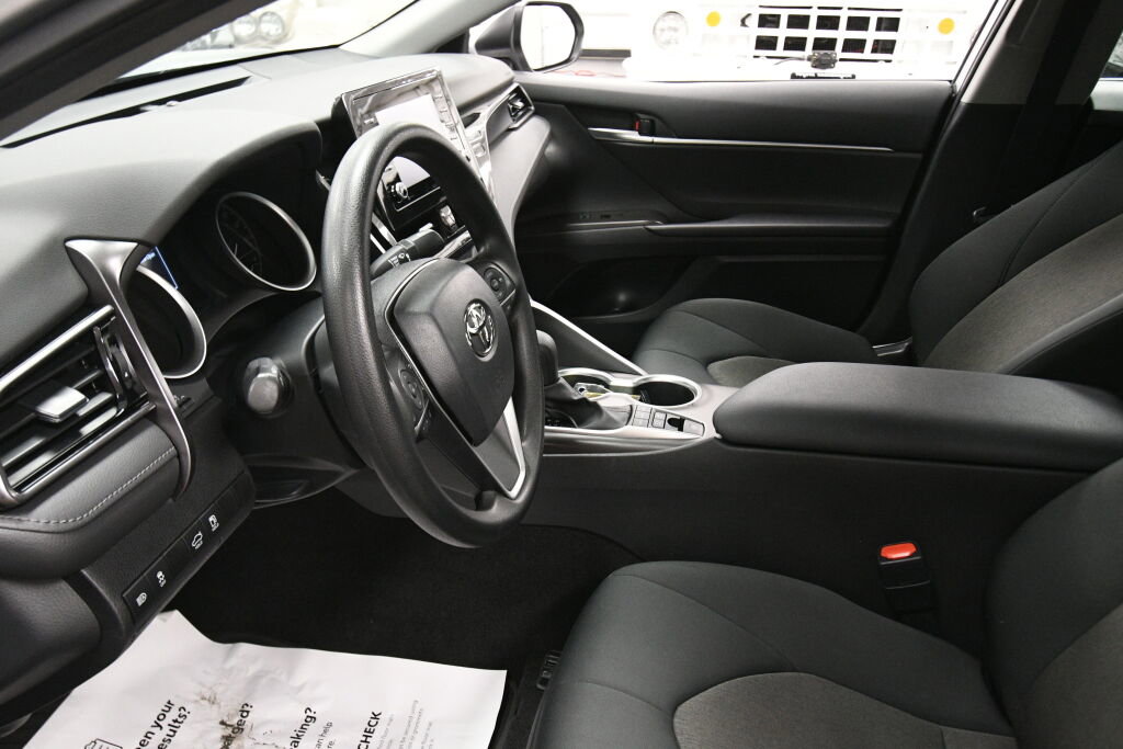 Used 2023 Toyota Camry LE FWD image 19