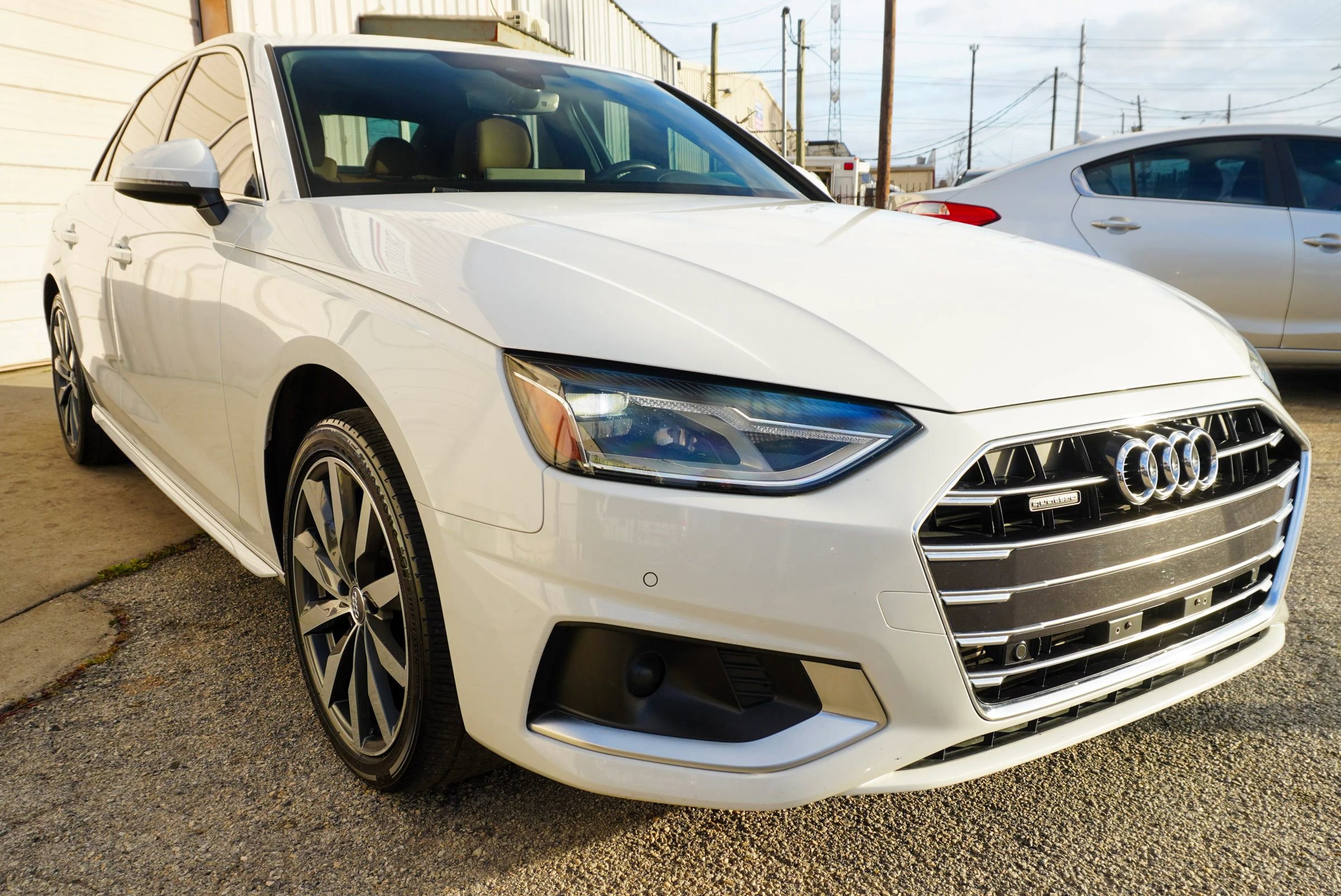 Used 2021 Audi A4 2.0T Premium w/ Convenience Package image 9