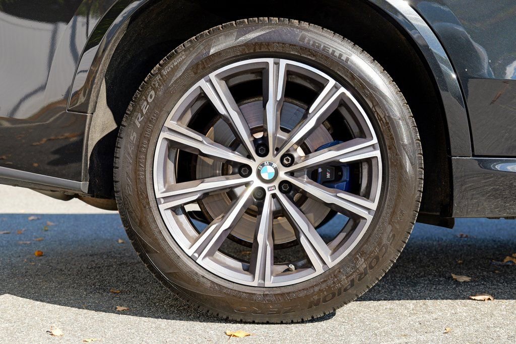 Used 2024 BMW X5 M60i w/ Executive Package image 13