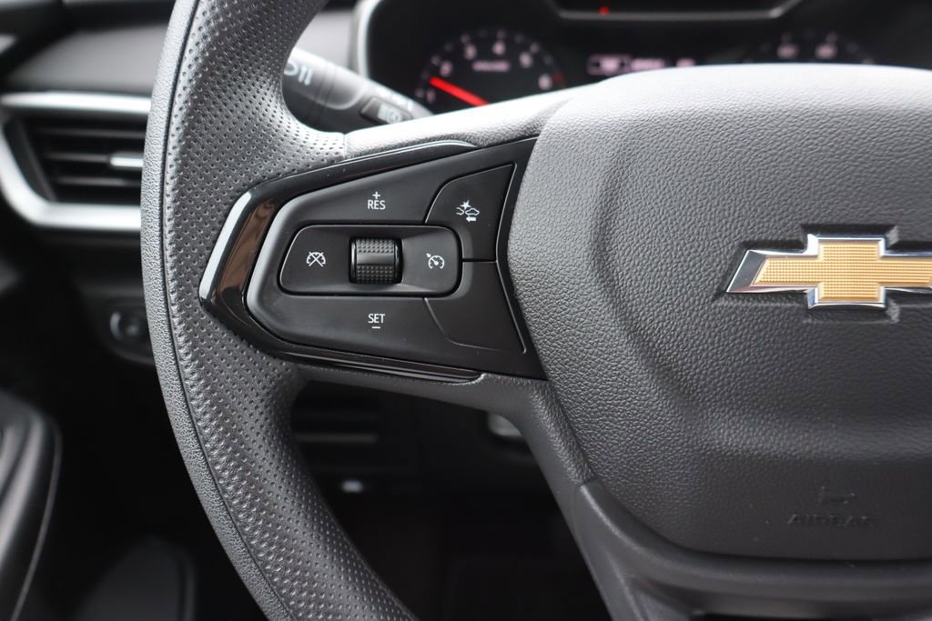 Used 2023 Chevrolet TrailBlazer LS image 7