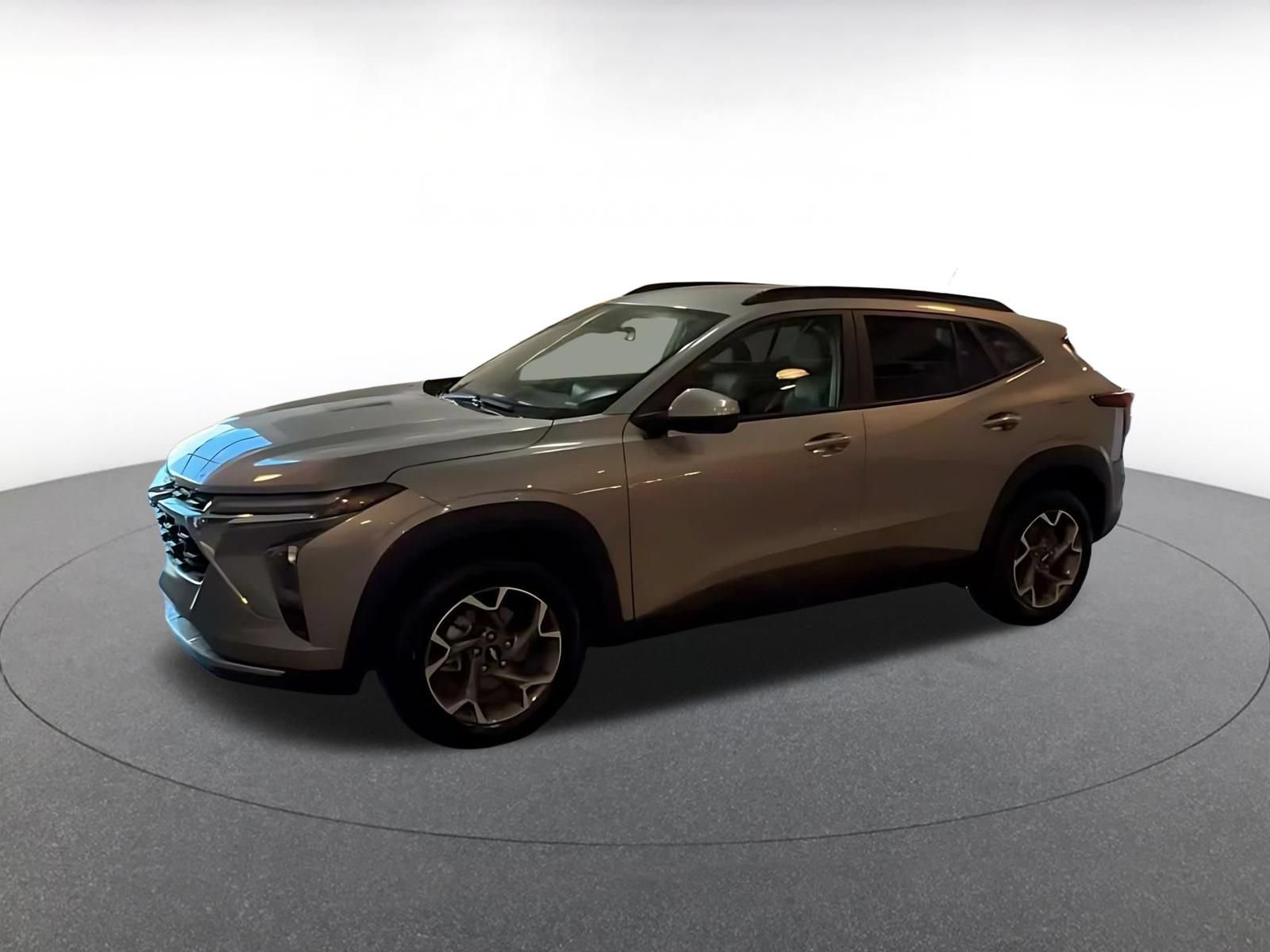 Used 2026 Chevrolet Trax LT FWD image 7