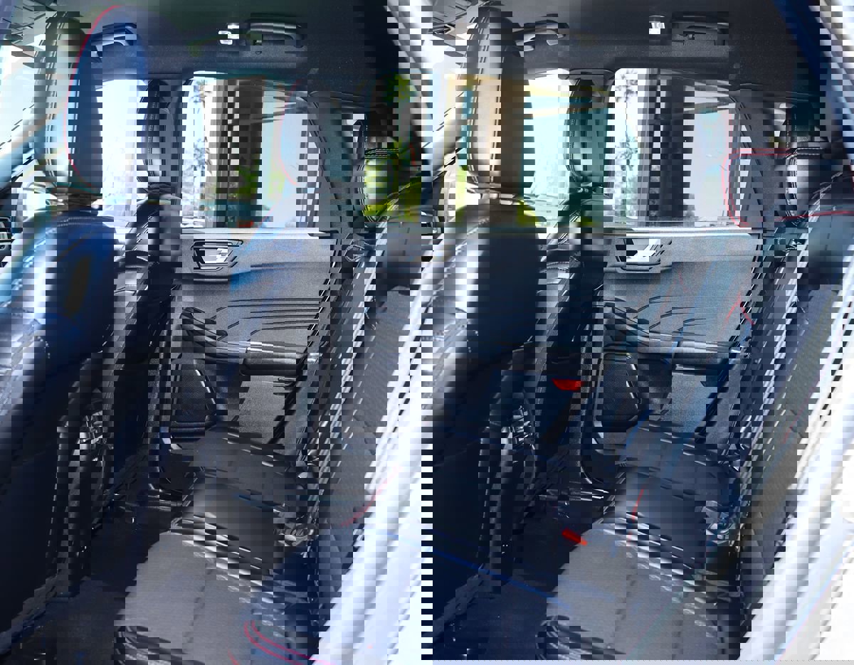 Used 2023 Ford Escape ST-Line image 31