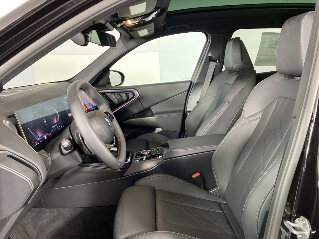 Used 2025 BMW X3 xDrive30i w/ Premium Package image 6