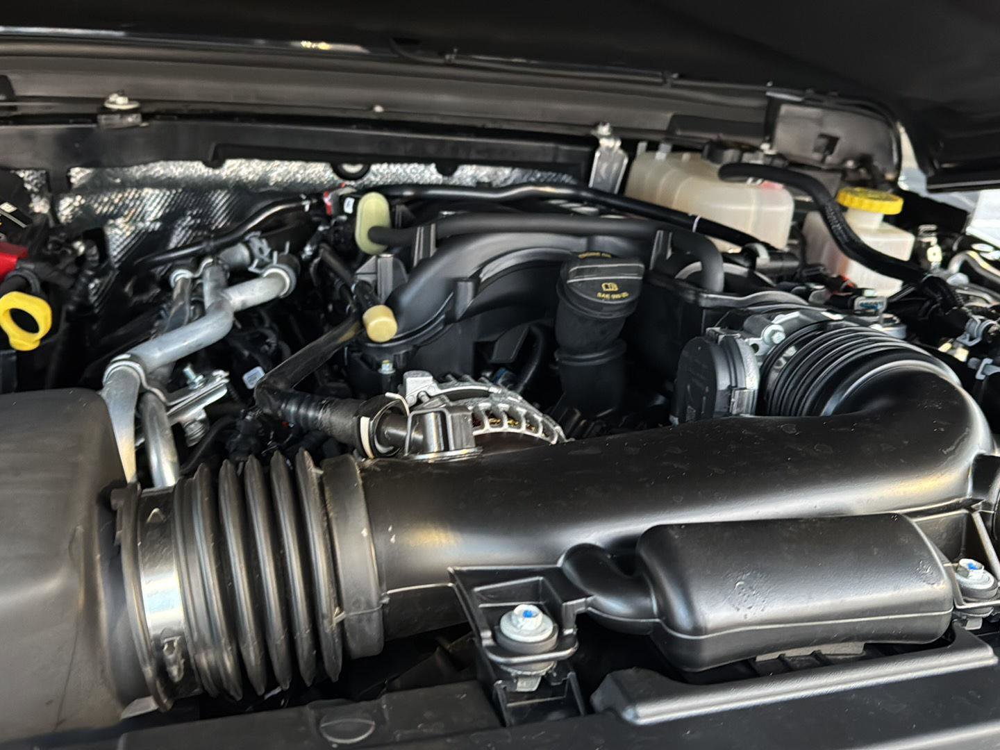 Used 2024 Jeep Gladiator Mojave w/ Technology Group image 30