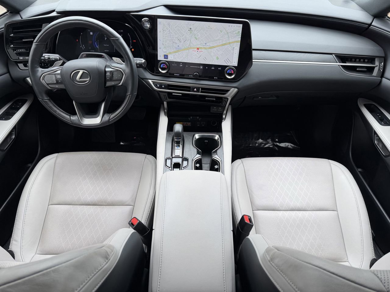 Used 2024 Lexus RX 350 Premium Plus w/ Convenience Package FWD image 11