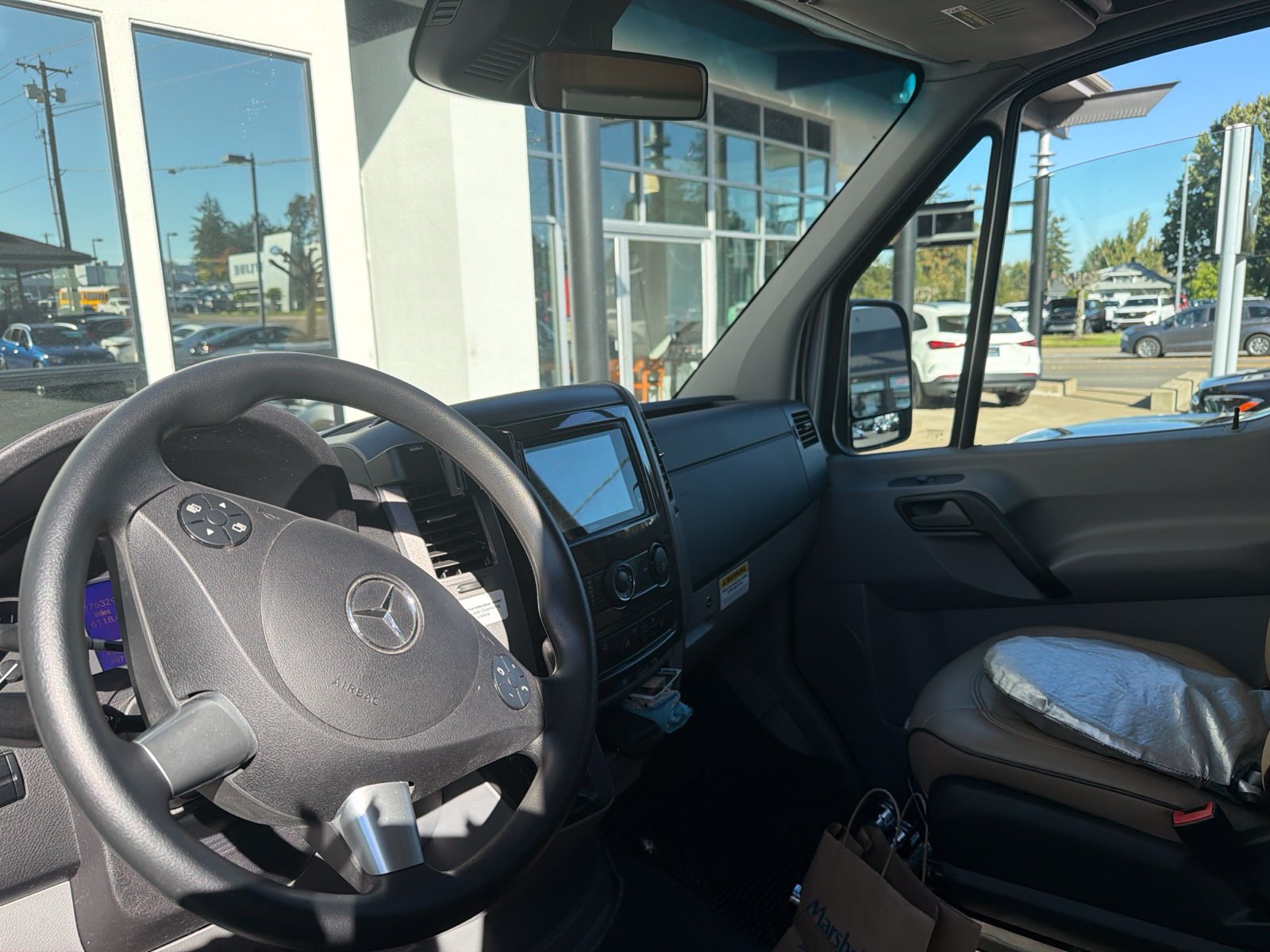 Used 2016 Mercedes-Benz Sprinter 3500 image 7