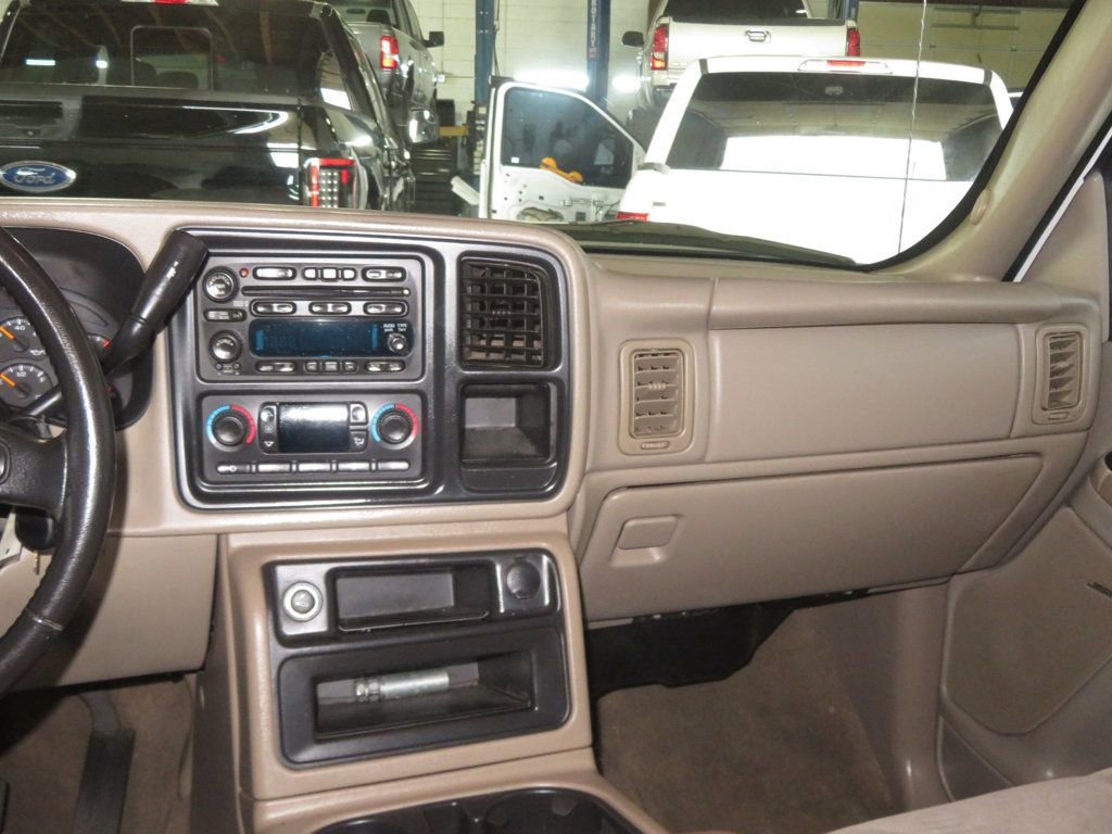 Used 2006 Chevrolet Silverado 1500 LT w/ Onstar Plus Package image 37