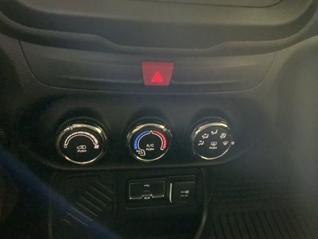 Used 2017 Jeep Renegade Sport w/ Power & Air Group FWD image 20