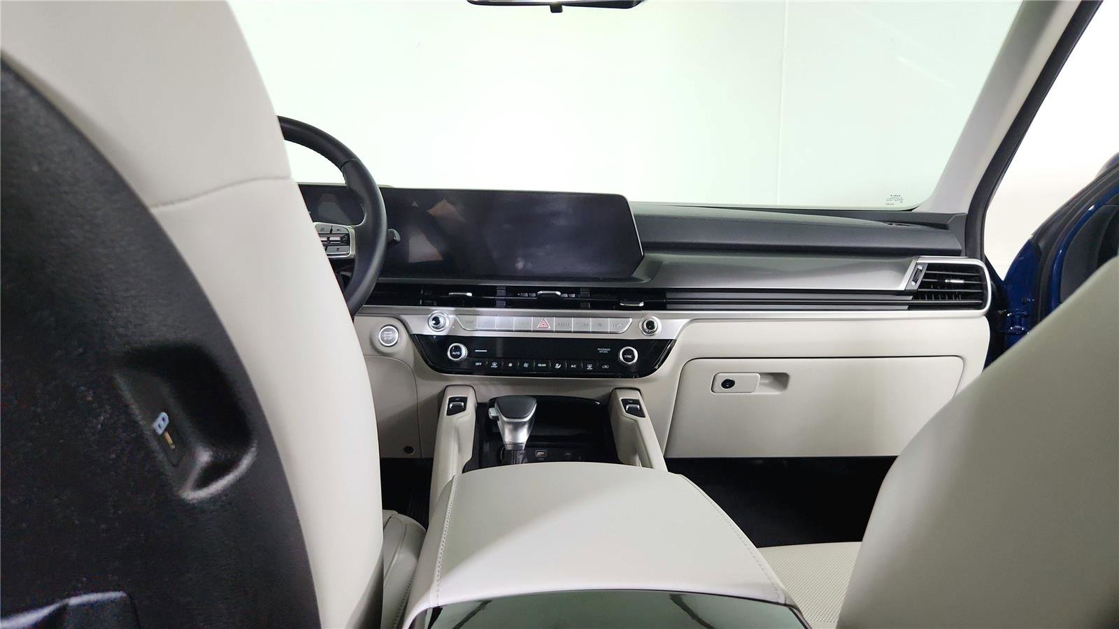 Used 2025 Kia Telluride S image 14