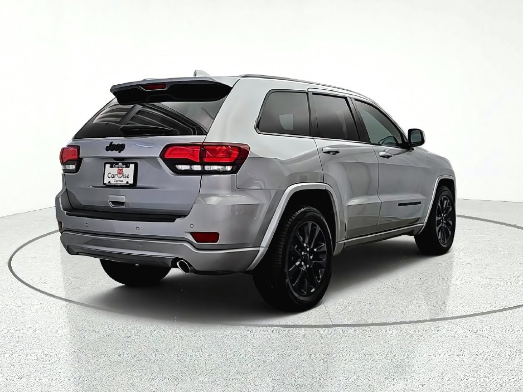 Used 2018 Jeep Grand Cherokee Altitude RWD image 7