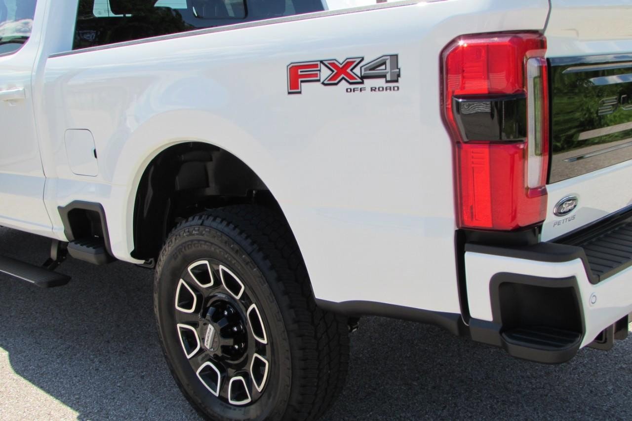 New 2025 Ford F250 Platinum image 13