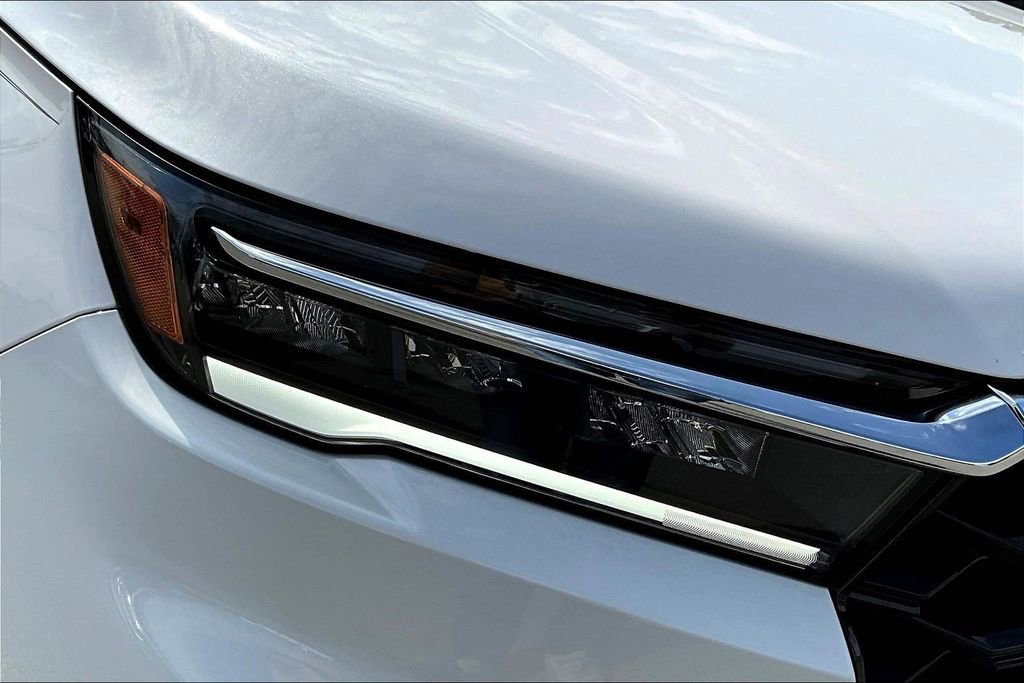 Used 2025 Honda Pilot Elite image 35