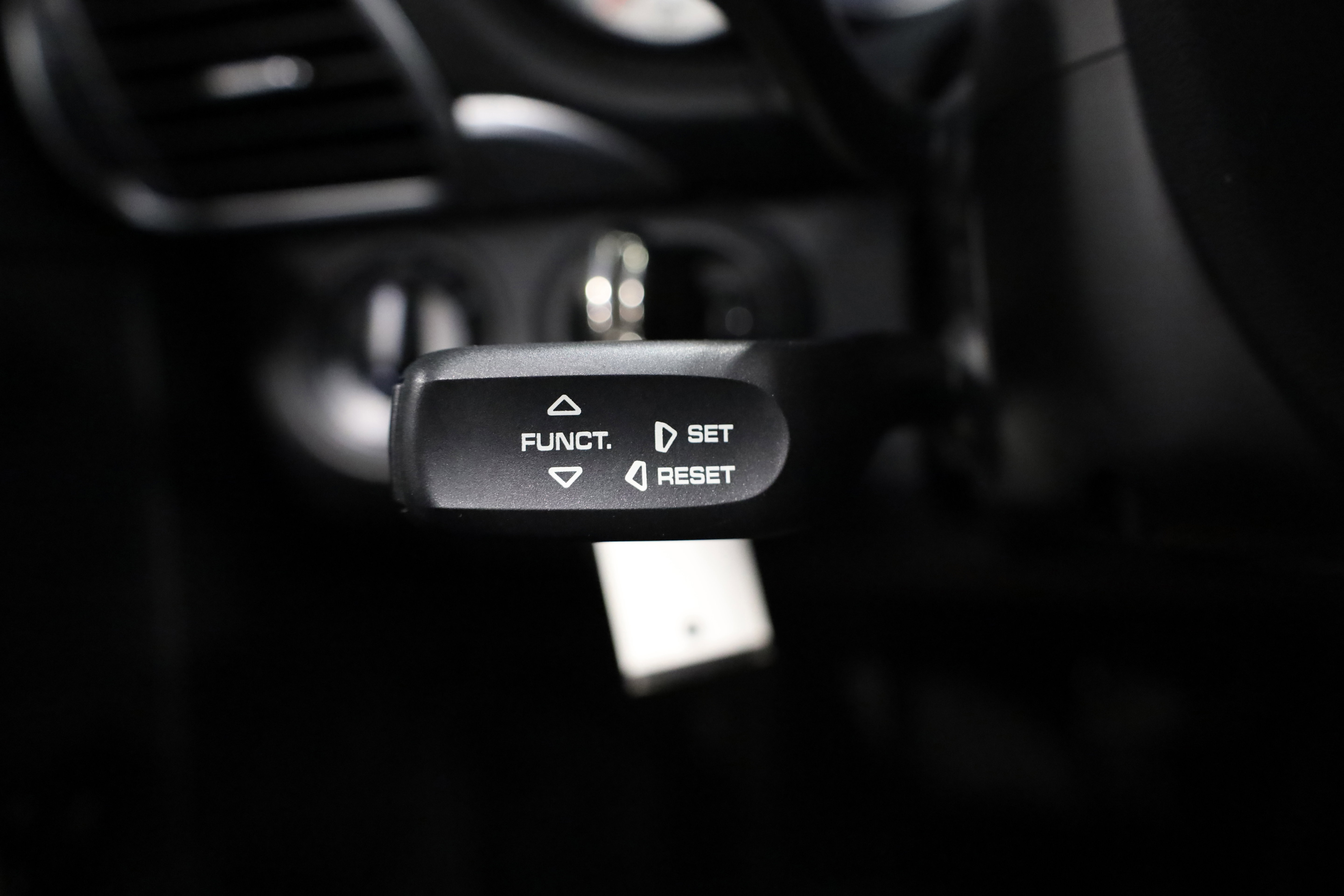 Used 2011 Porsche 911 Turbo image 25