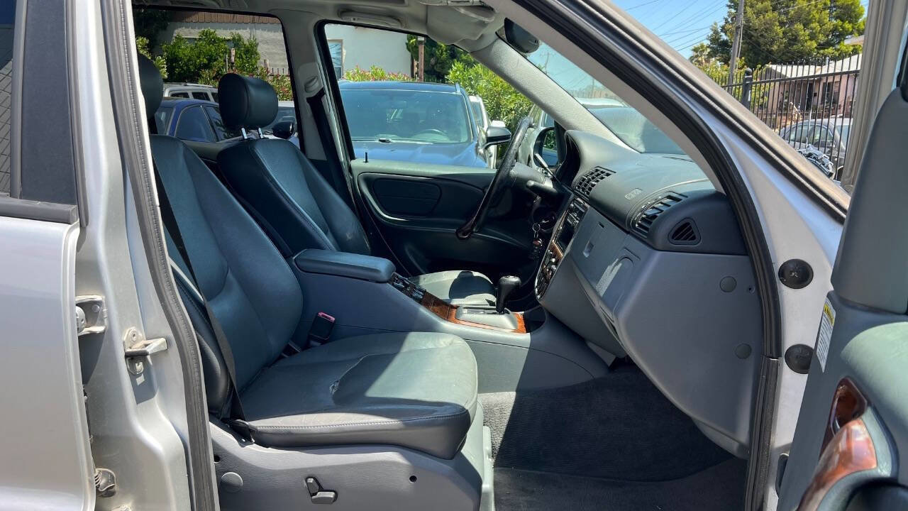 Used 1999 Mercedes-Benz ML 320 4MATIC image 18