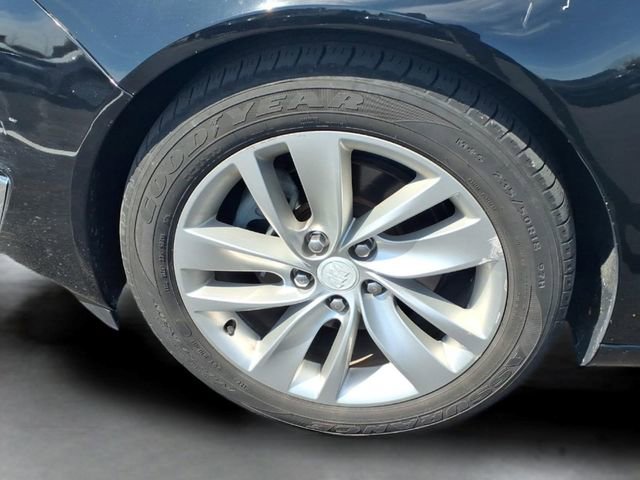 Used 2016 Buick Regal image 20