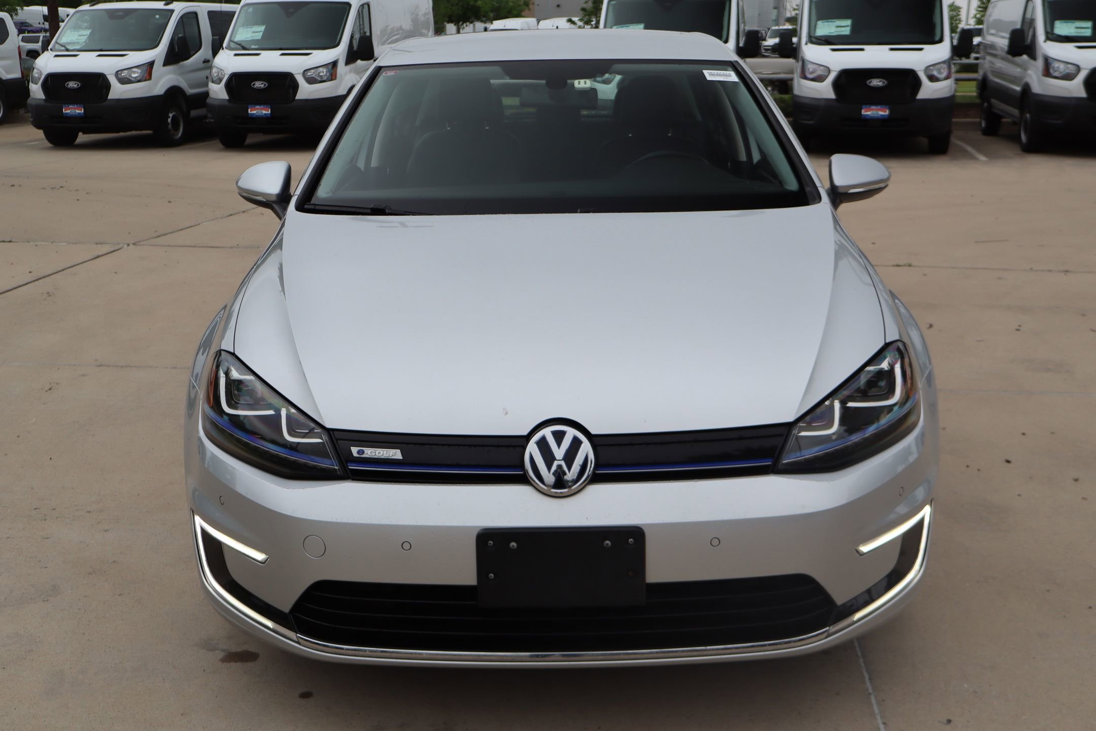 Used 2015 Volkswagen e-Golf SEL Premium FWD image 8