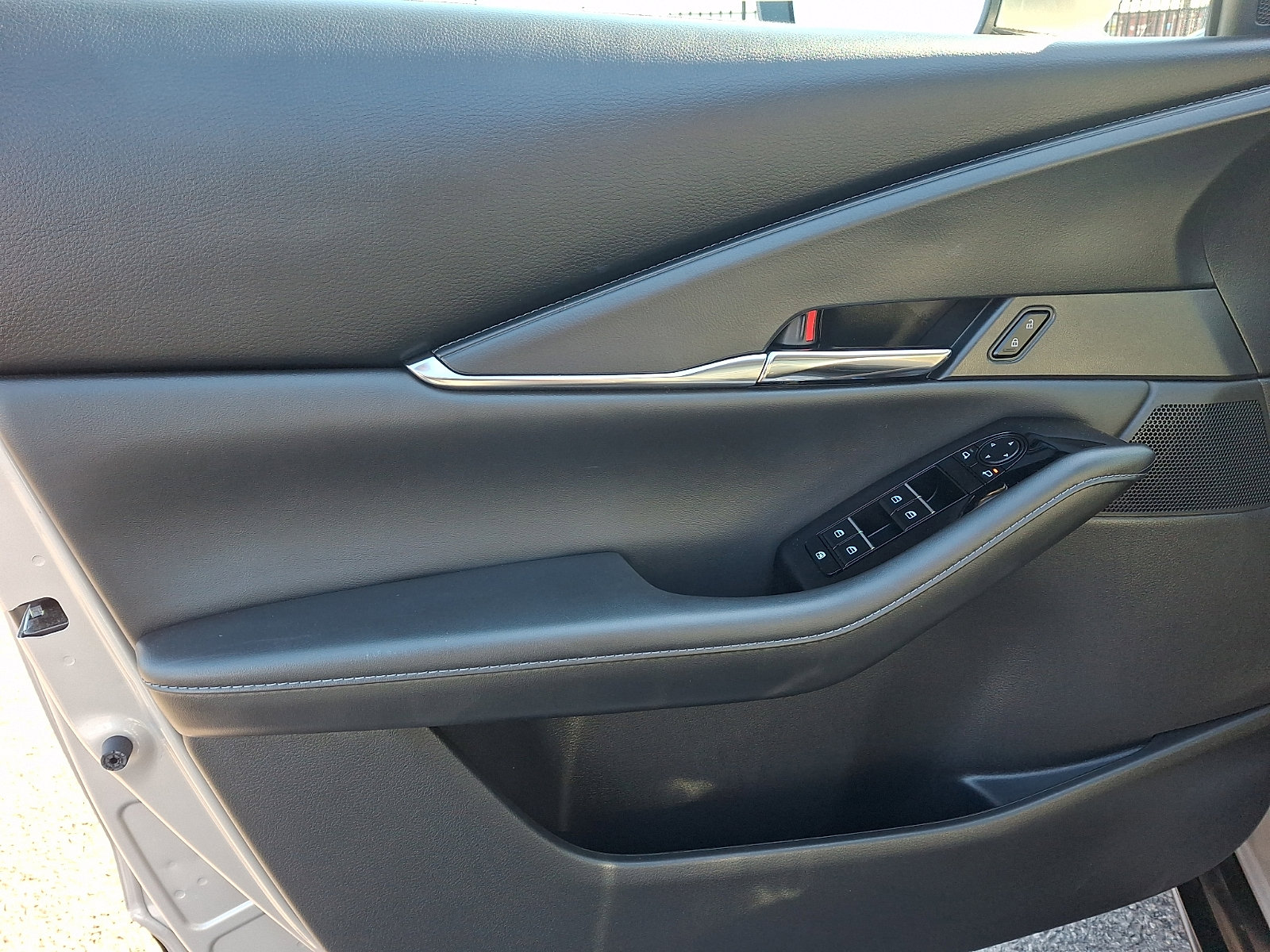 Used 2023 MAZDA CX-30 AWD 2.5 S w/ Preferred Package image 12