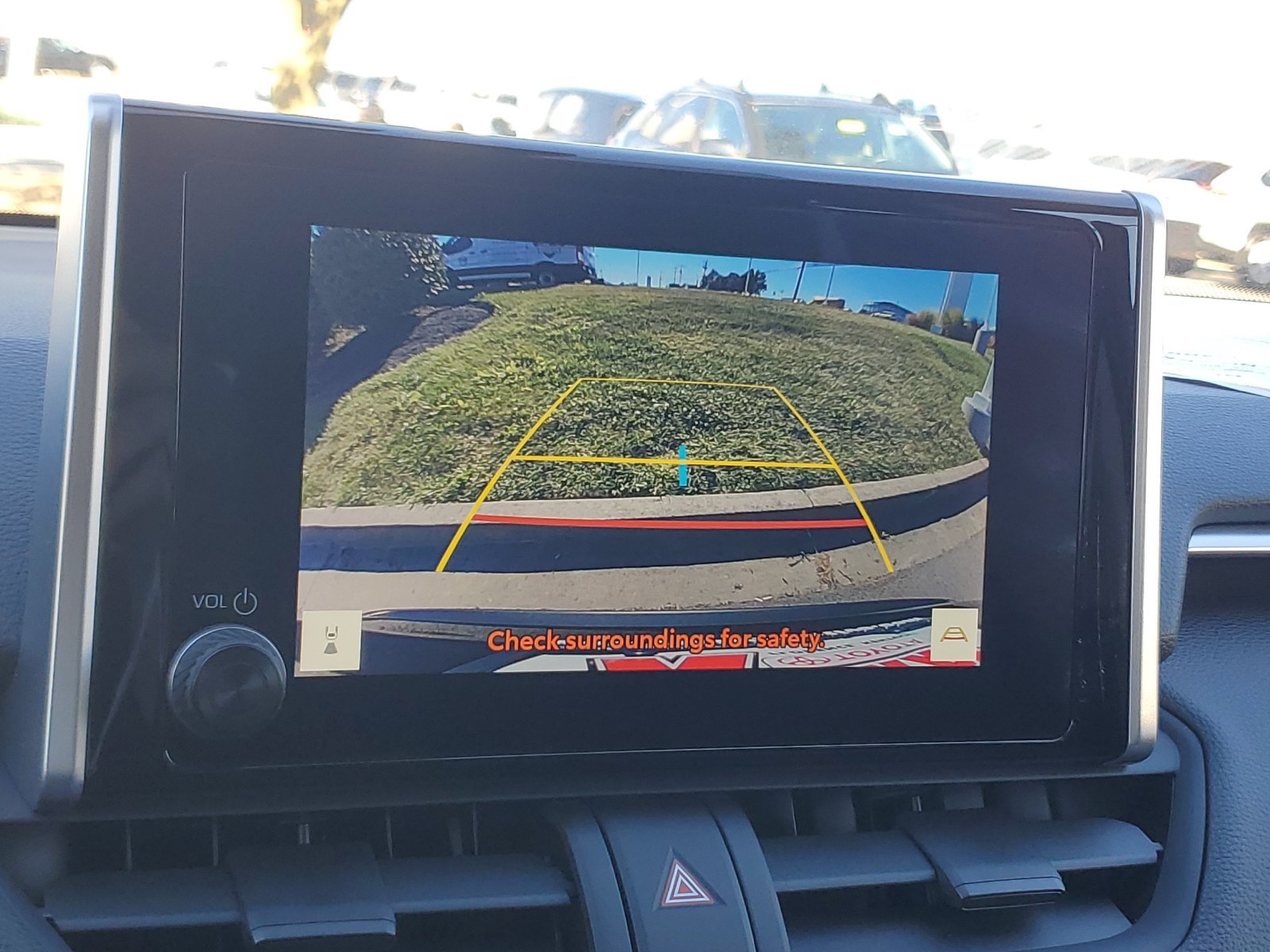 Certified 2025 Toyota RAV4 LE AWD/4WD image 27